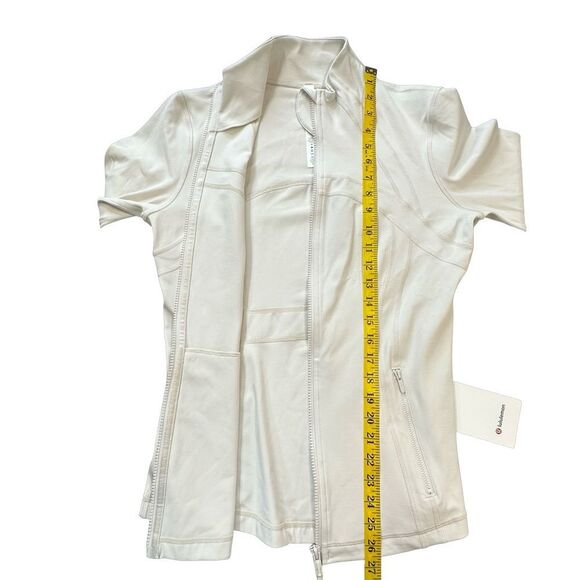 LULULEMON Off White Bone Define Zip Front Jacket Nulu Size 12 NWT - Picture 16 of 17